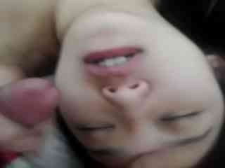 灌醉美容院老板娘带回宿舍啪啪.mp4