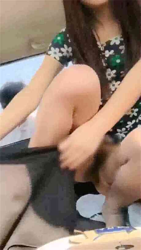 嫂子的精彩户外直播无内换衣爆操车震妖娆艳舞骚的一塌糊涂