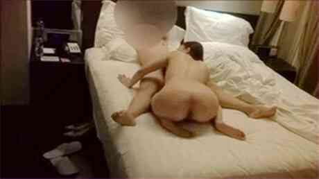 极品兼职模特美女被干的高潮不断欲仙欲死,内射后不满足主动口爆