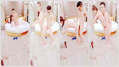 眼镜小哥酒店找小姐啪啪偷怕大圆床按摩一番再口交啪啪非常诱人